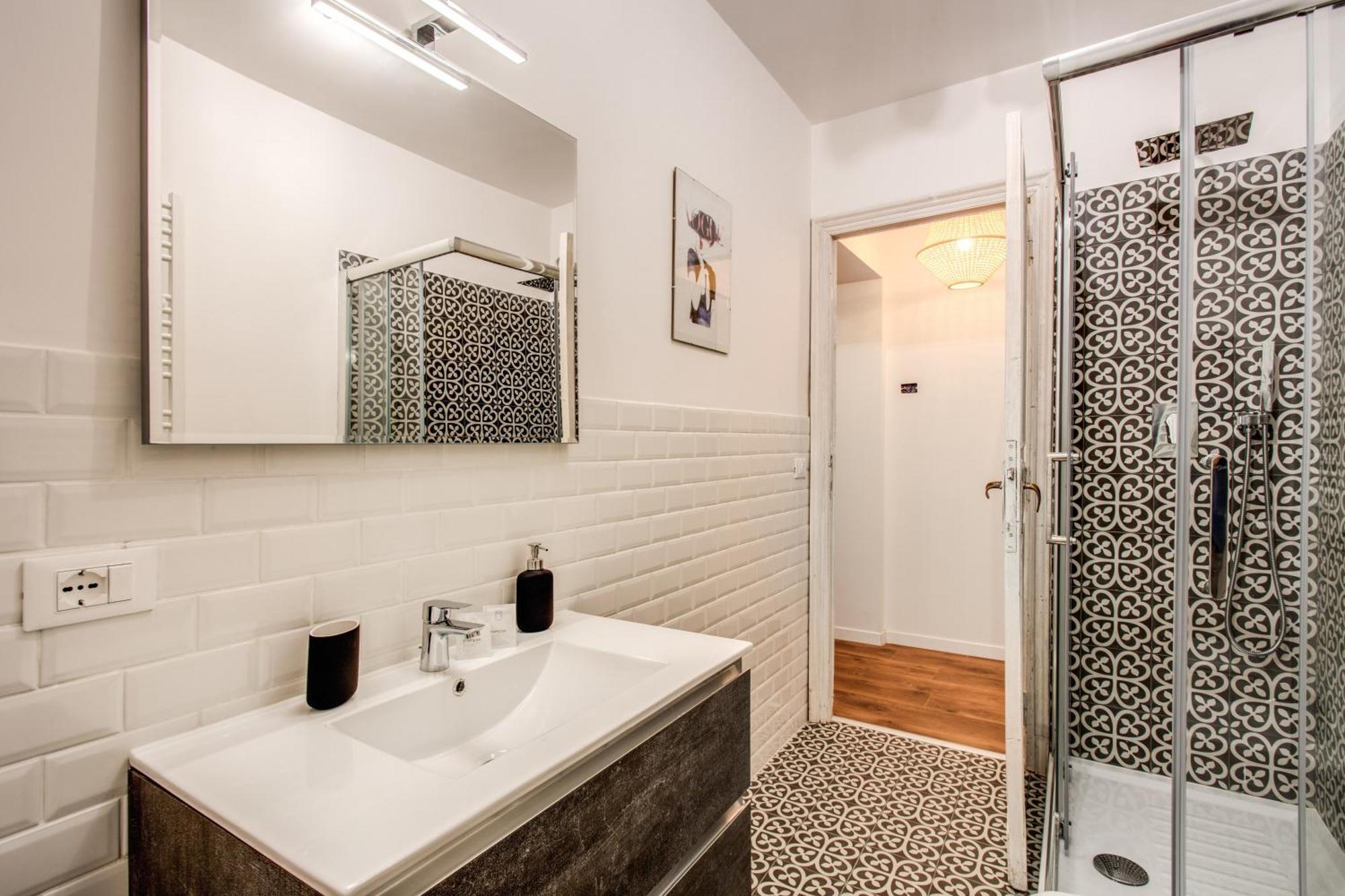Monti Quiet And Spacious Appartement Rome